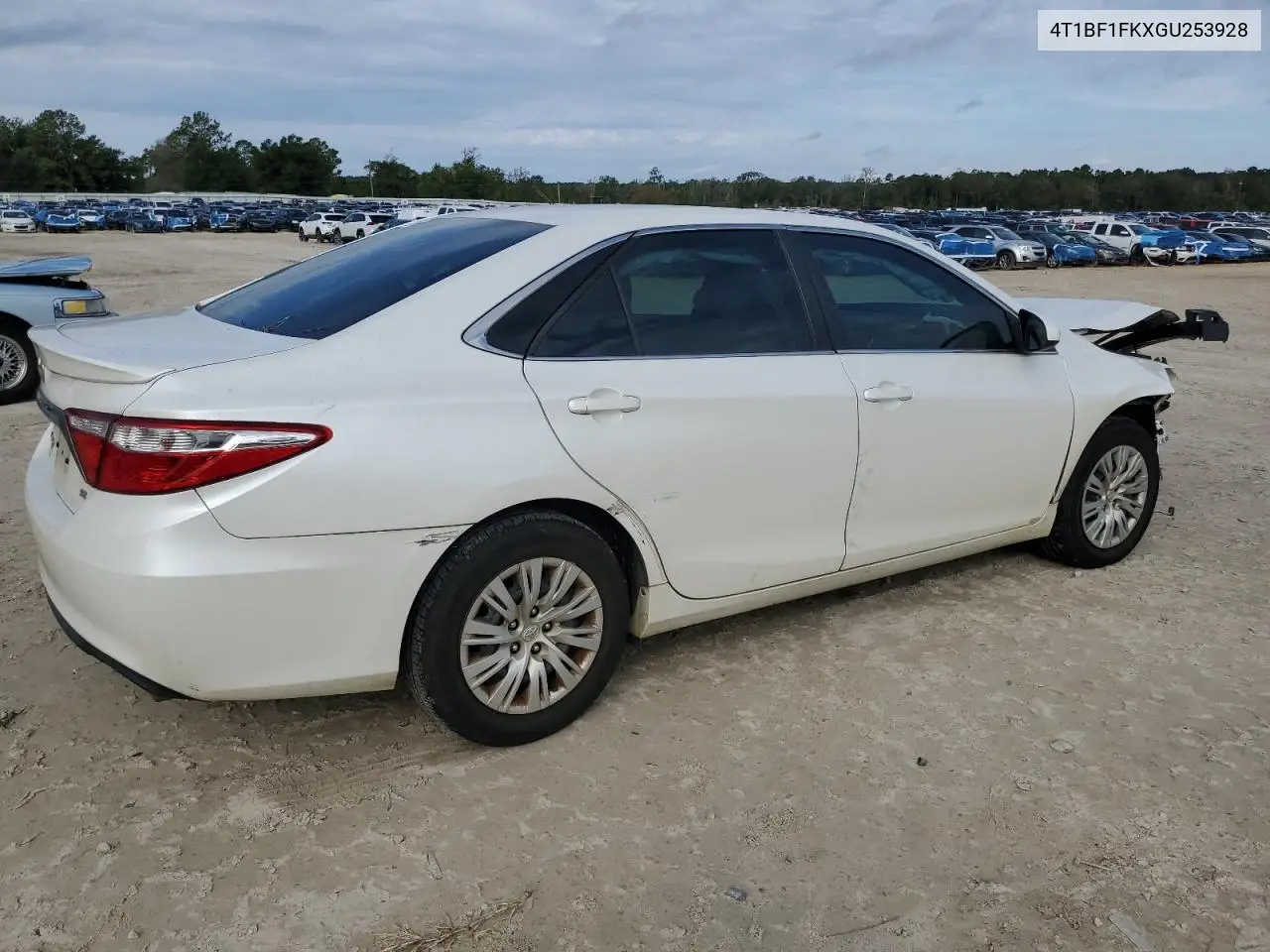 4T1BF1FKXGU253928 2016 Toyota Camry Le