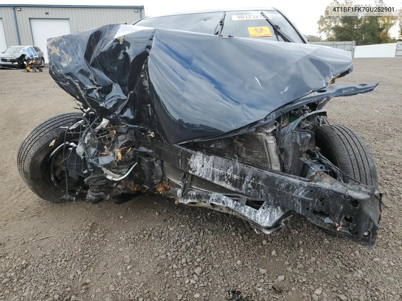 4T1BF1FK7GU252901 2016 Toyota Camry Le