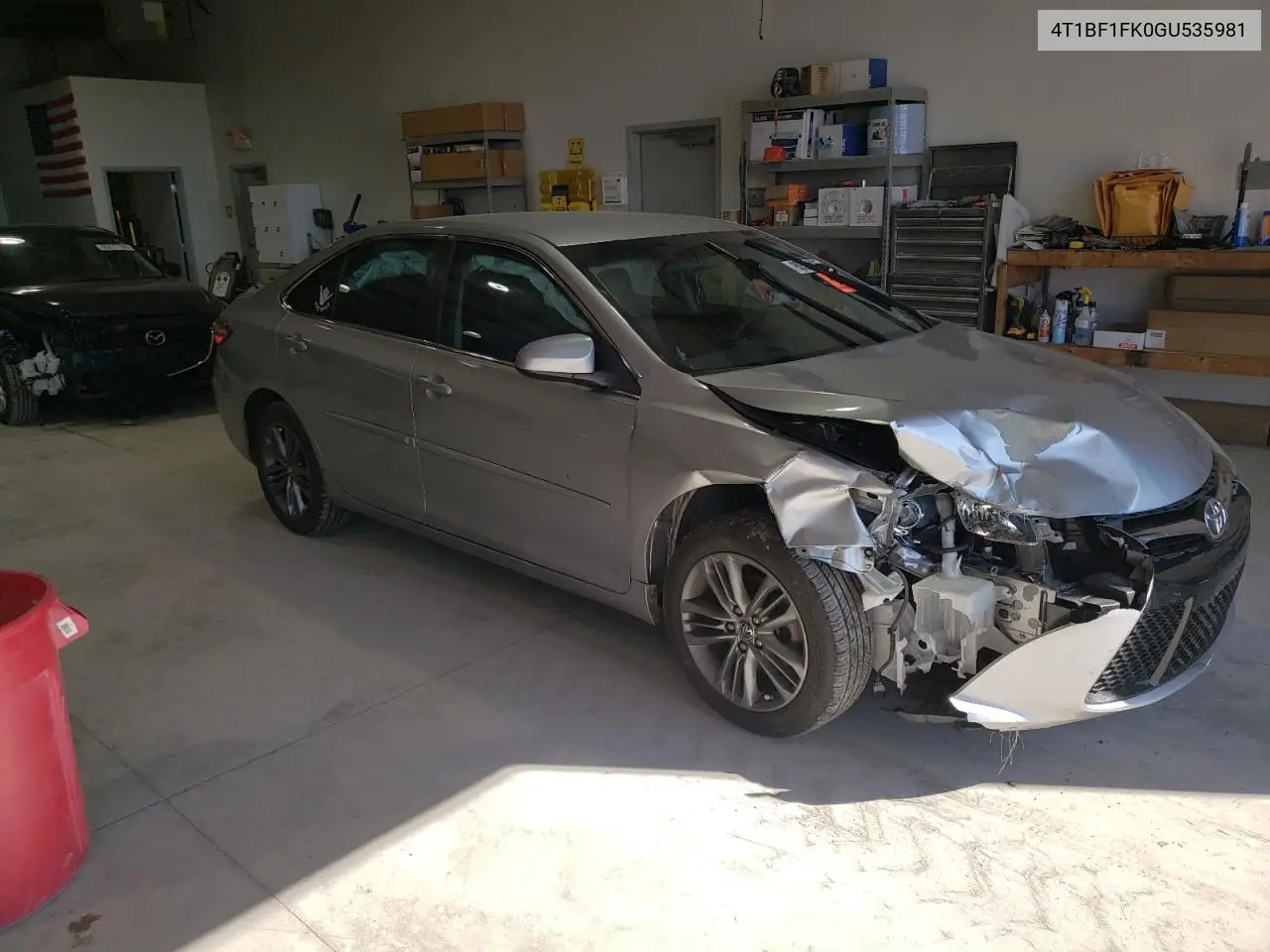 4T1BF1FK0GU535981 2016 Toyota Camry Le