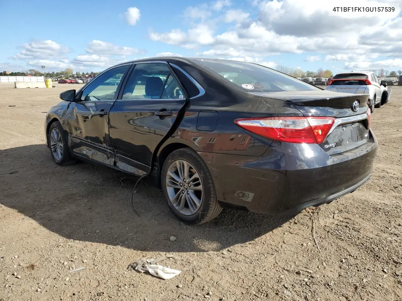 4T1BF1FK1GU157539 2016 Toyota Camry Le