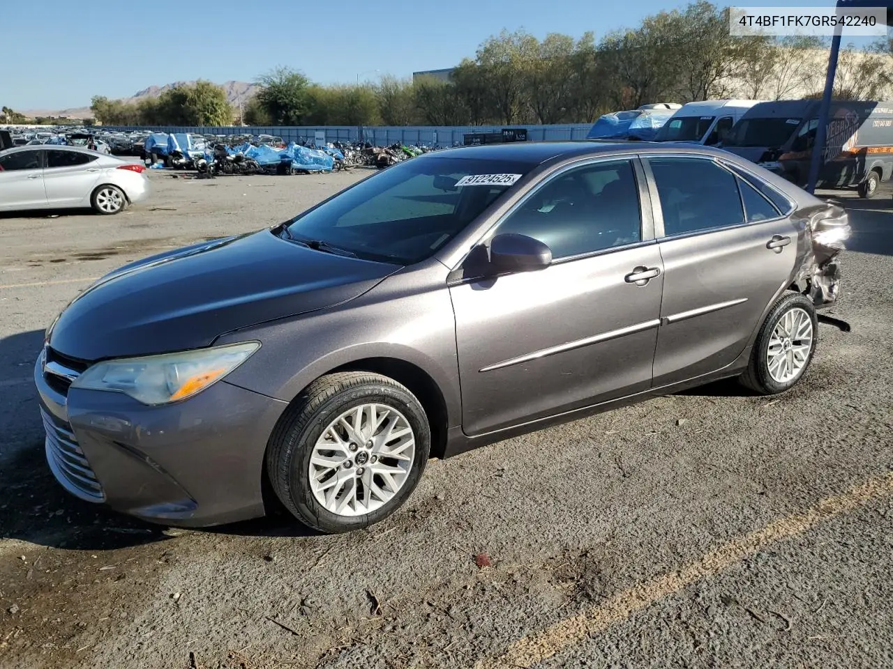 4T4BF1FK7GR542240 2016 Toyota Camry Le