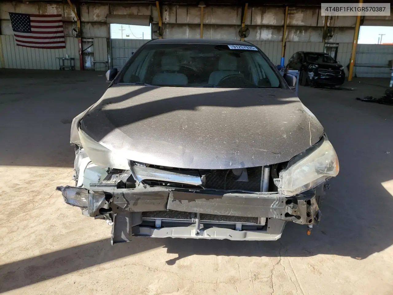 4T4BF1FK1GR570387 2016 Toyota Camry Le
