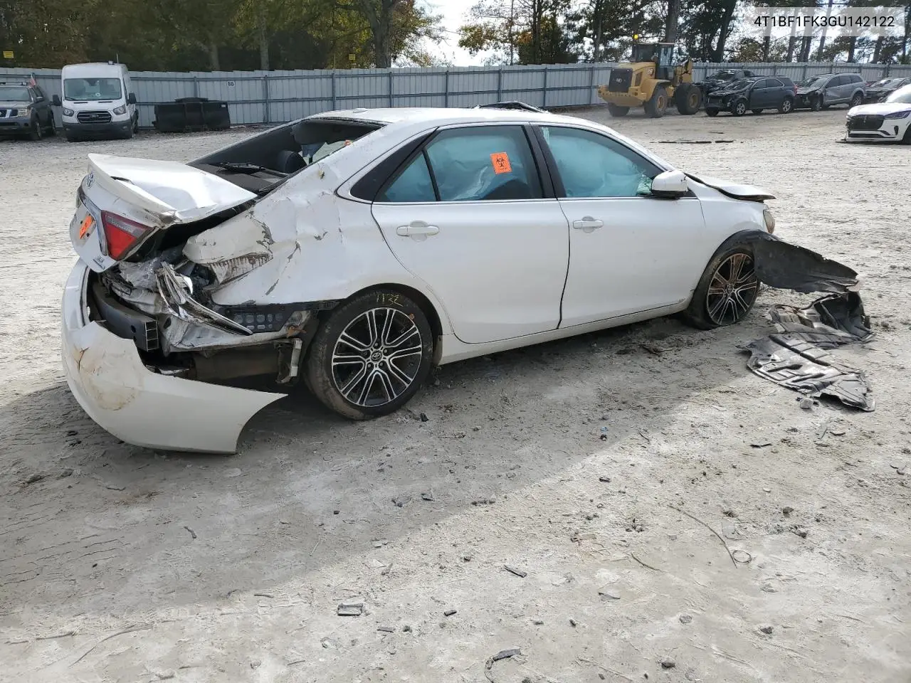 4T1BF1FK3GU142122 2016 Toyota Camry Le