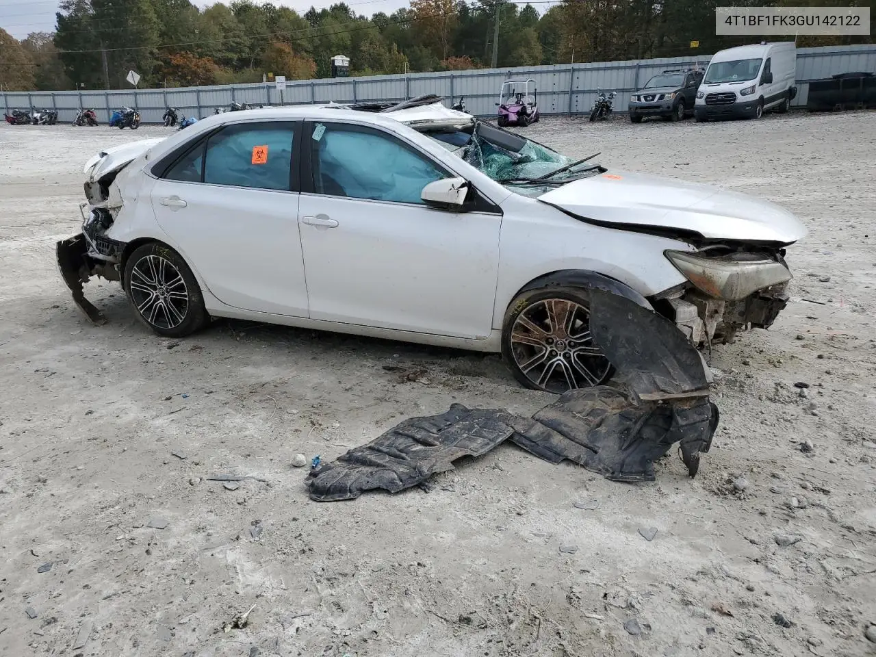 4T1BF1FK3GU142122 2016 Toyota Camry Le