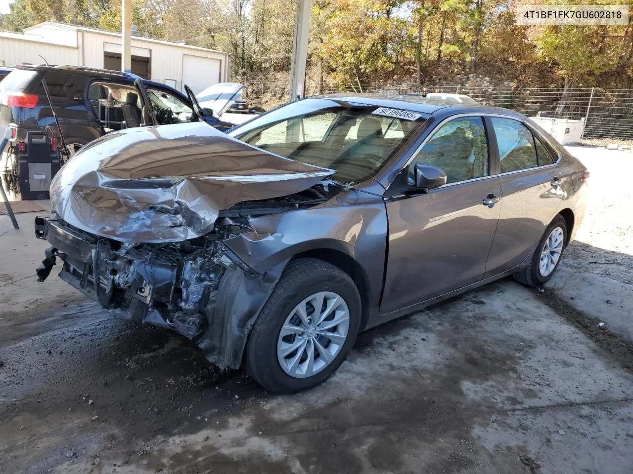 4T1BF1FK7GU602818 2016 Toyota Camry Le