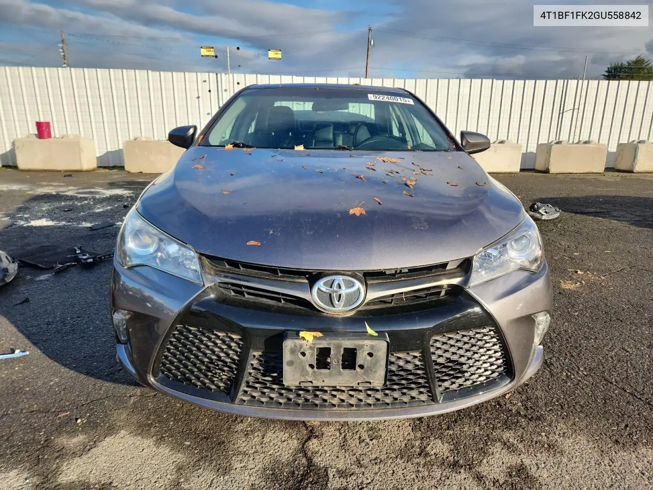 4T1BF1FK2GU558842 2016 Toyota Camry Le