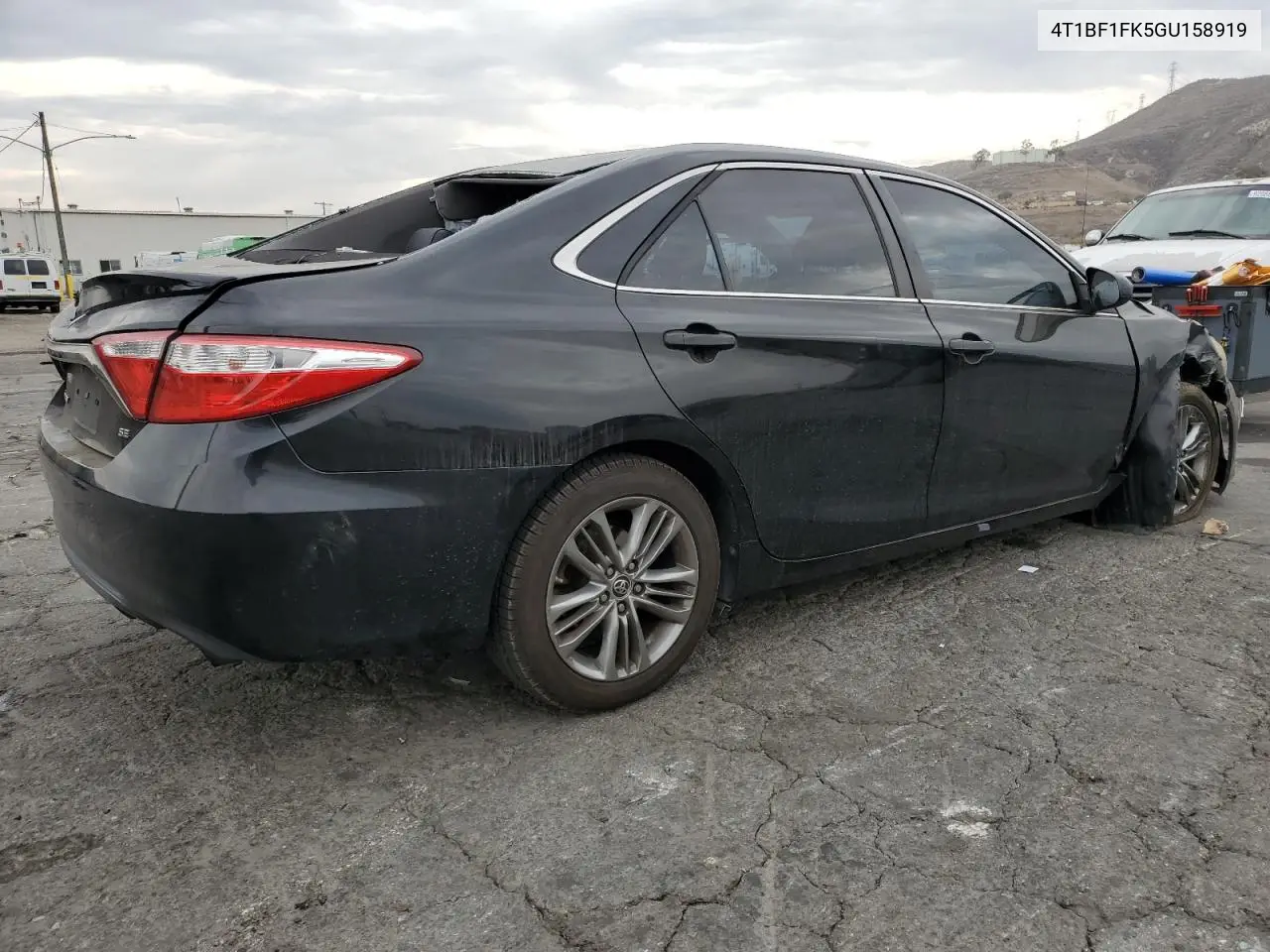 4T1BF1FK5GU158919 2016 Toyota Camry Le