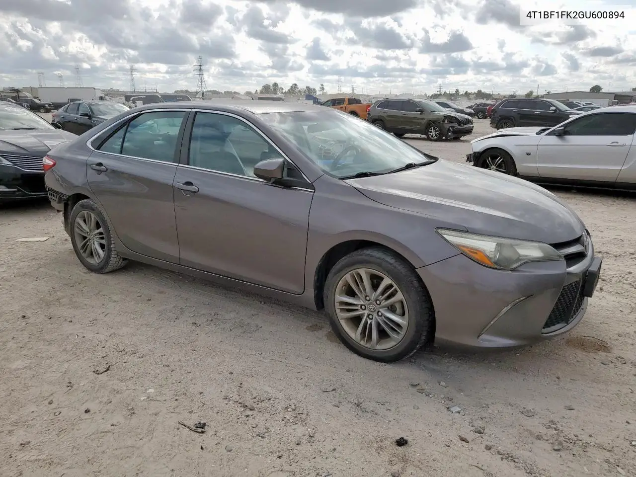 4T1BF1FK2GU600894 2016 Toyota Camry Le