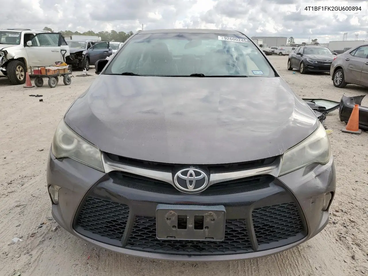 4T1BF1FK2GU600894 2016 Toyota Camry Le