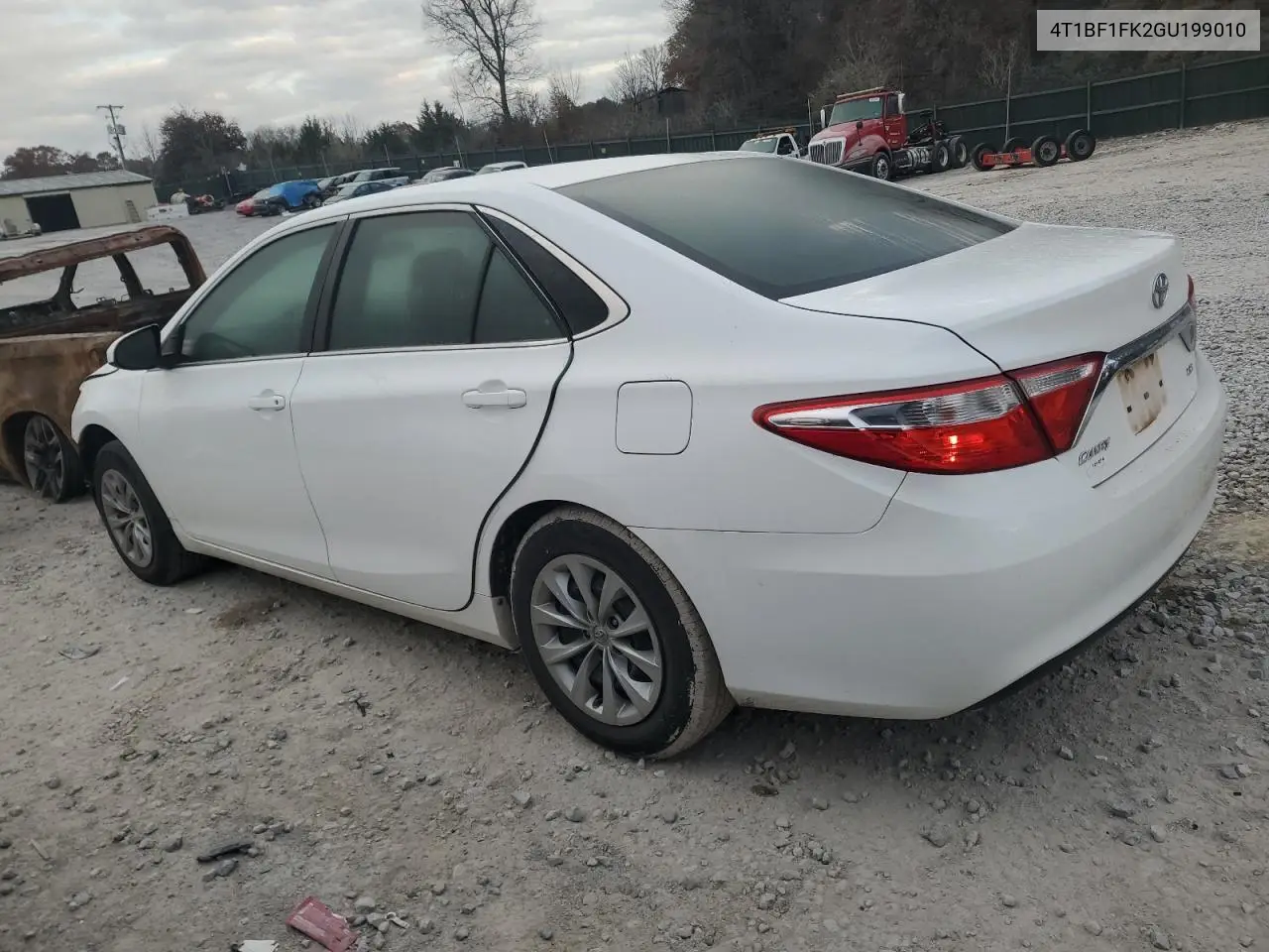 4T1BF1FK2GU199010 2016 Toyota Camry Le