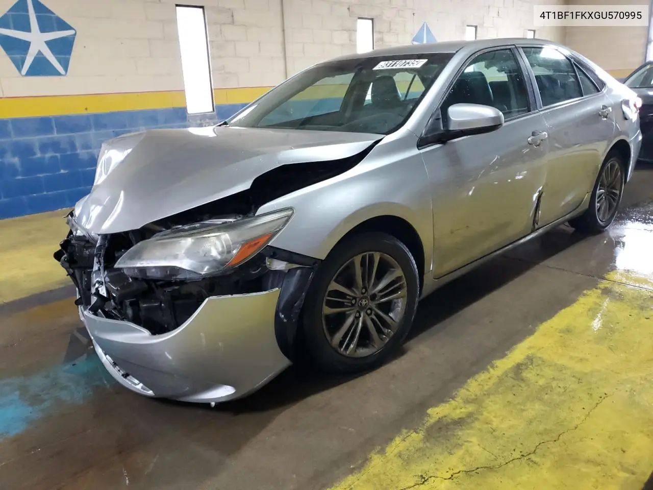 4T1BF1FKXGU570995 2016 Toyota Camry Le