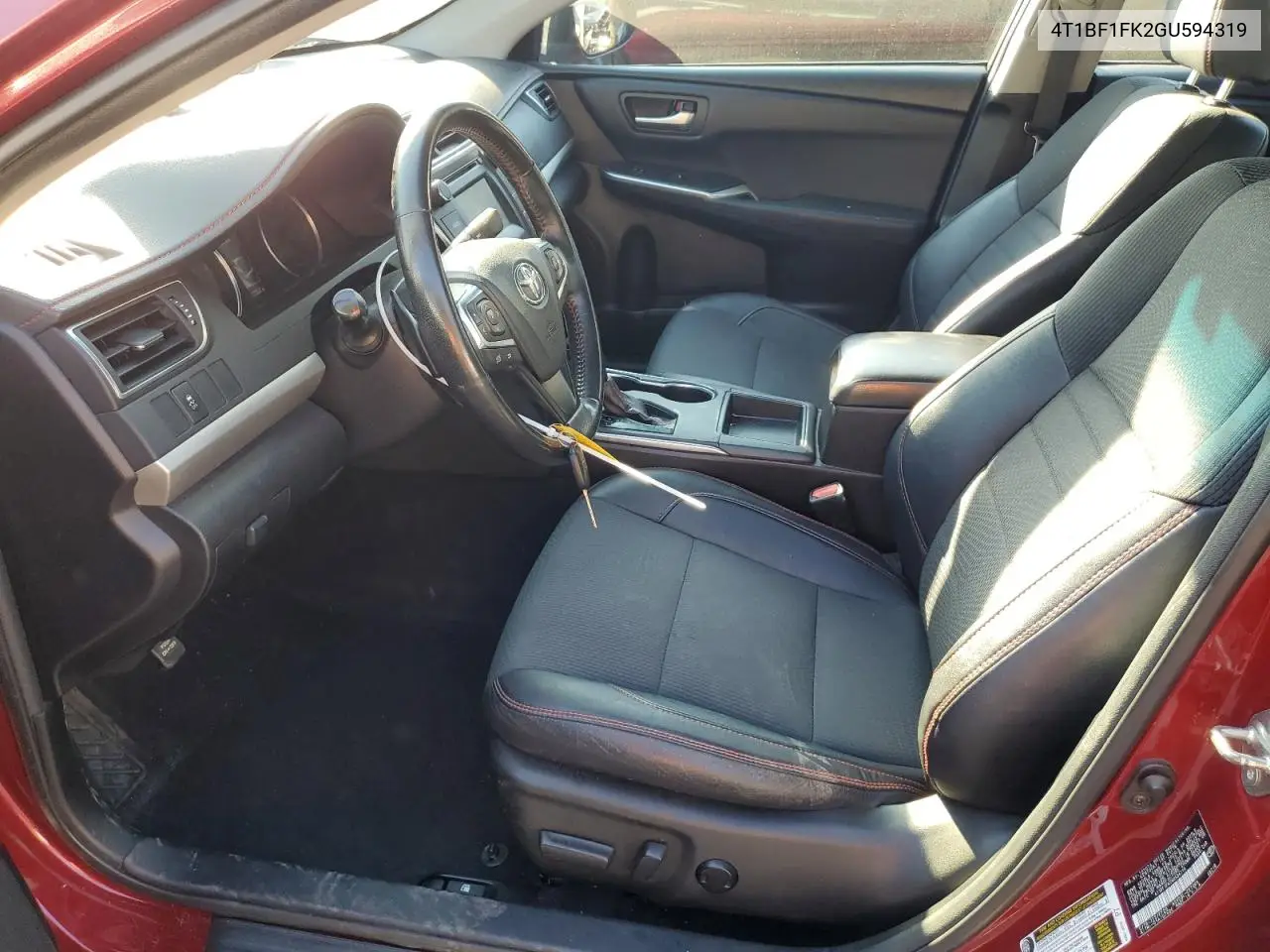 4T1BF1FK2GU594319 2016 Toyota Camry Le