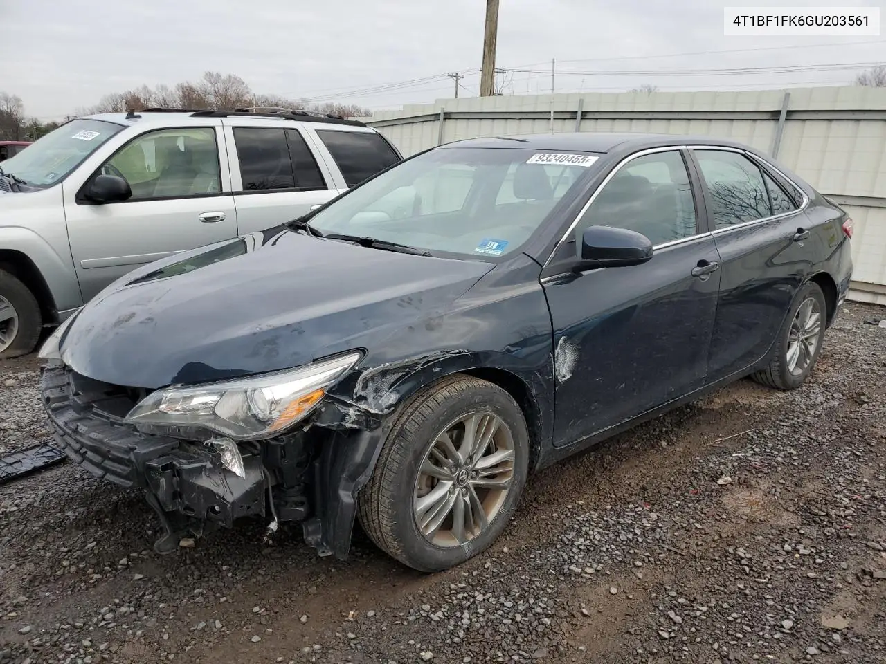 4T1BF1FK6GU203561 2016 Toyota Camry Le