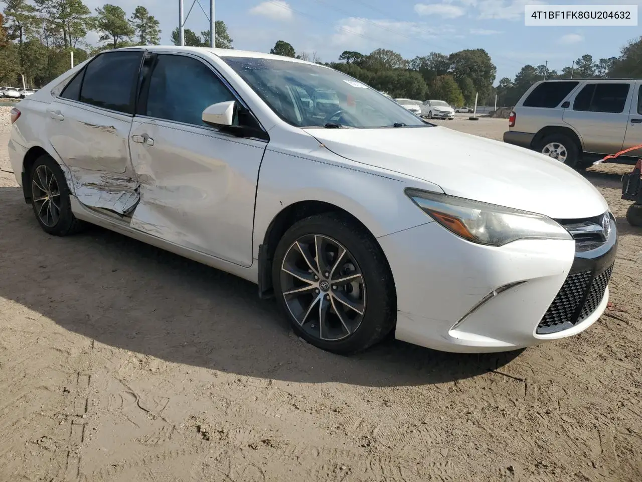 4T1BF1FK8GU204632 2016 Toyota Camry Le