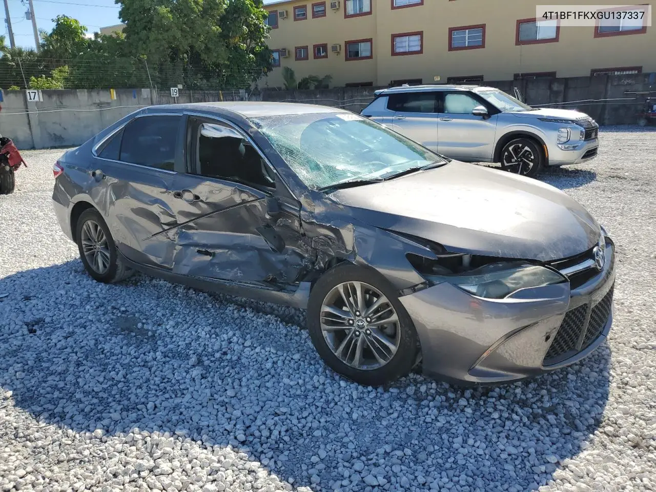 4T1BF1FKXGU137337 2016 Toyota Camry Le