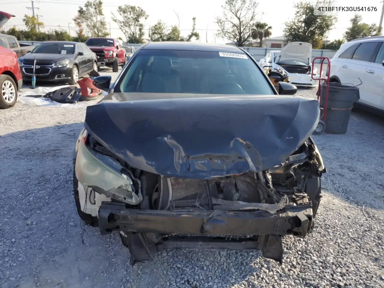 4T1BF1FK3GU541676 2016 Toyota Camry Le