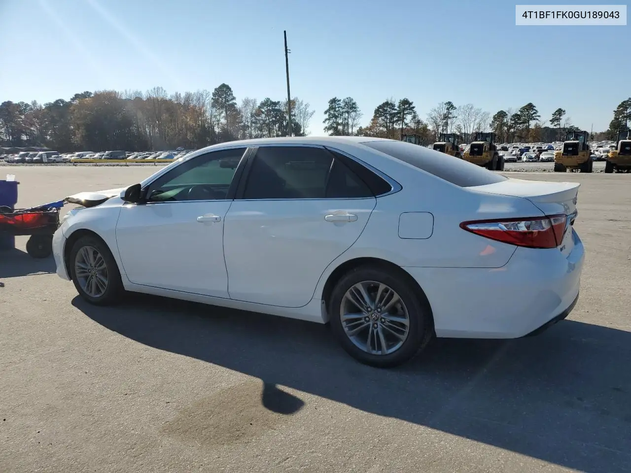 4T1BF1FK0GU189043 2016 Toyota Camry Le