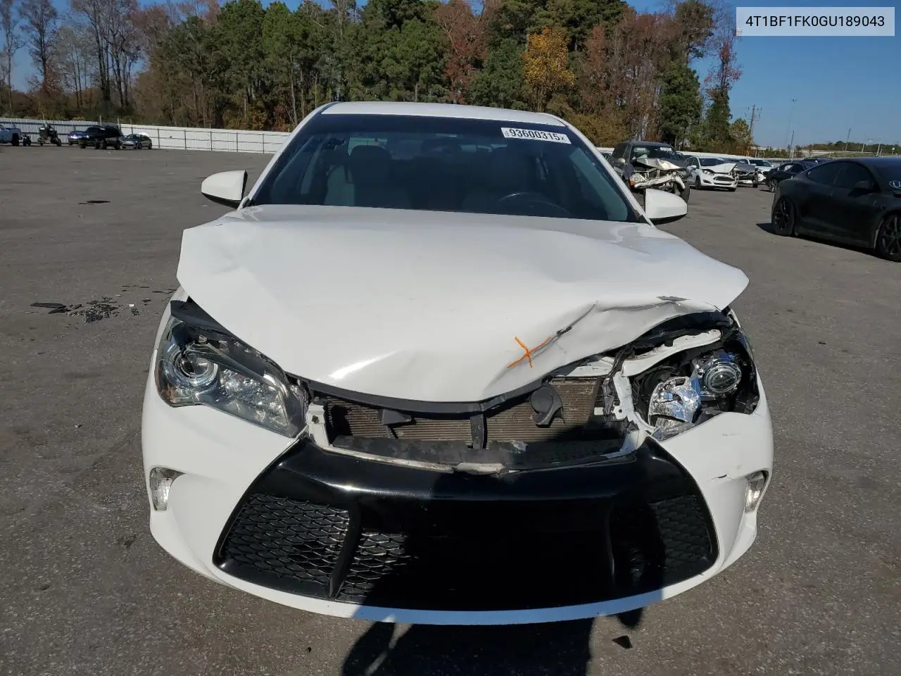 4T1BF1FK0GU189043 2016 Toyota Camry Le