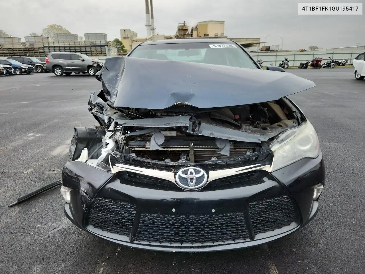 4T1BF1FK1GU195417 2016 Toyota Camry Le