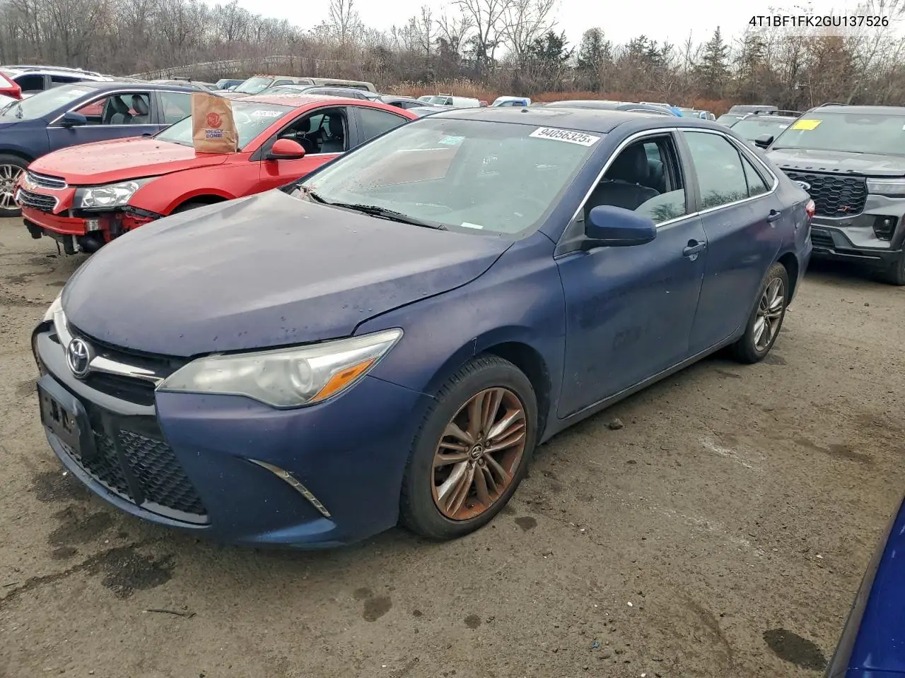 4T1BF1FK2GU137526 2016 Toyota Camry Le