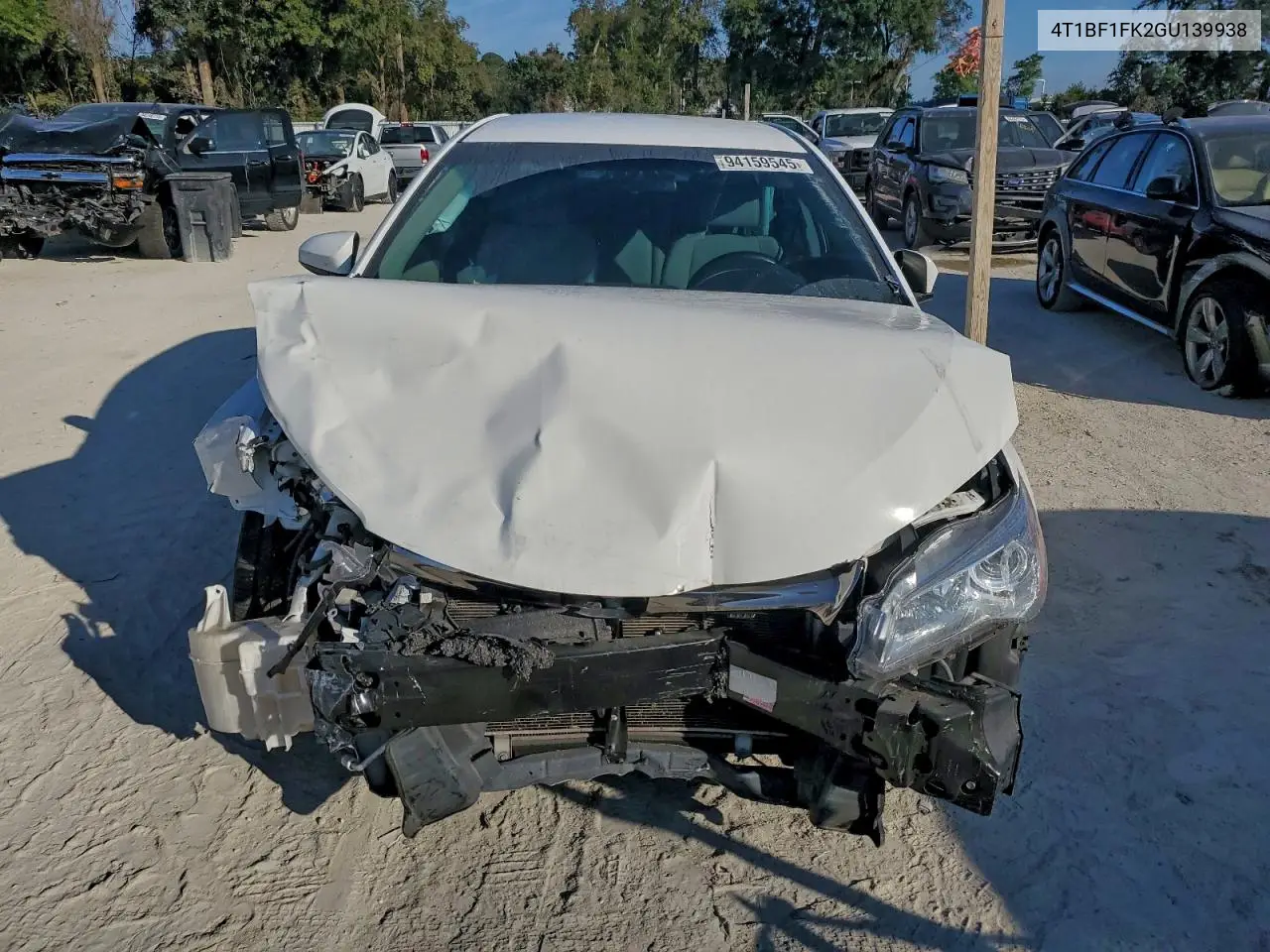 4T1BF1FK2GU139938 2016 Toyota Camry Le