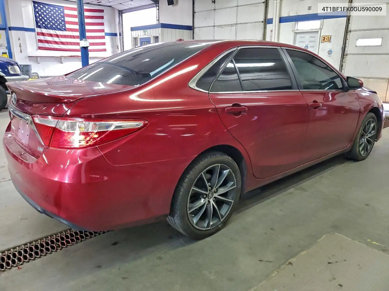 4T1BF1FK0GU590009 2016 Toyota Camry Le
