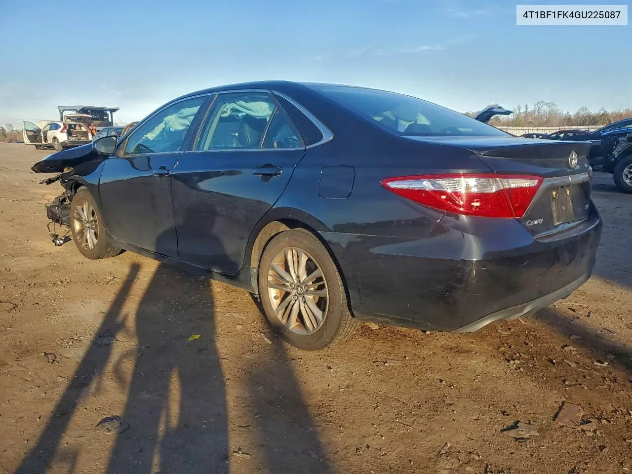4T1BF1FK4GU225087 2016 Toyota Camry Le