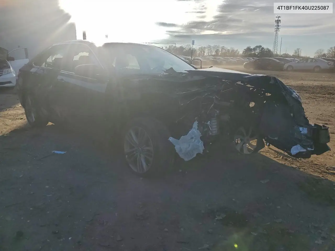 4T1BF1FK4GU225087 2016 Toyota Camry Le