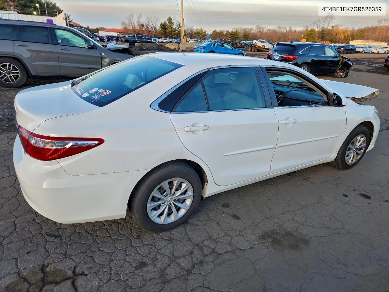 4T4BF1FK7GR526359 2016 Toyota Camry Le