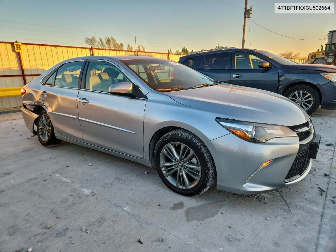 4T1BF1FKXGU502664 2016 Toyota Camry Le