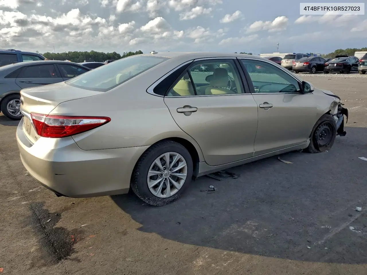 4T4BF1FK1GR527023 2016 Toyota Camry Le