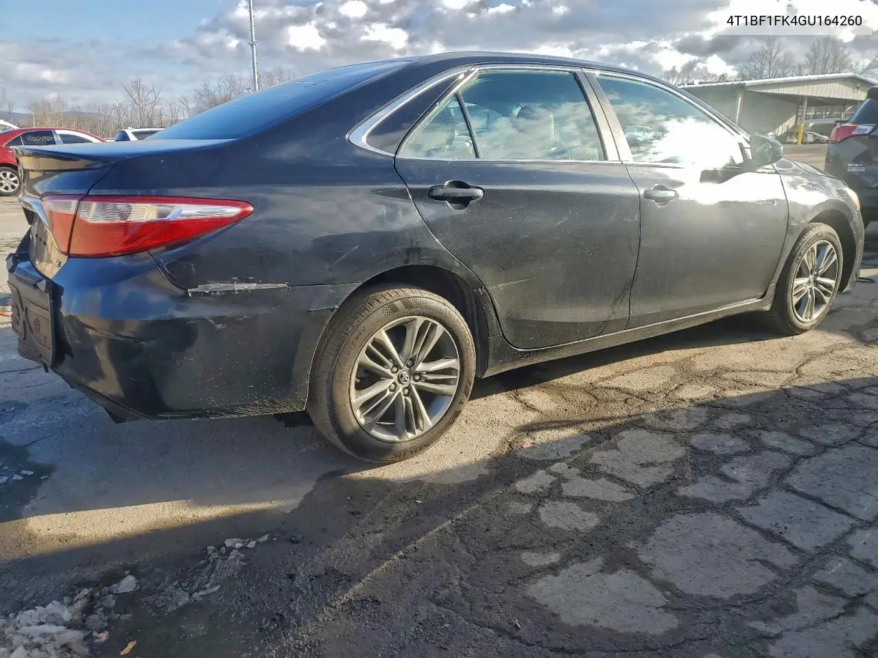 4T1BF1FK4GU164260 2016 Toyota Camry Le