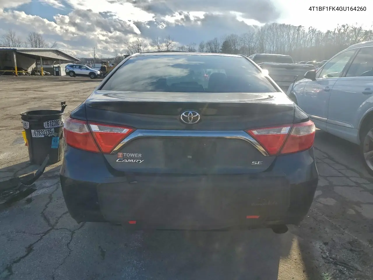 4T1BF1FK4GU164260 2016 Toyota Camry Le