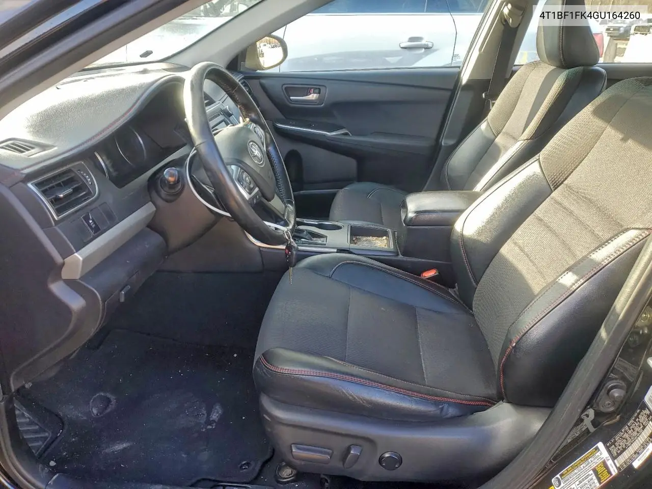 4T1BF1FK4GU164260 2016 Toyota Camry Le