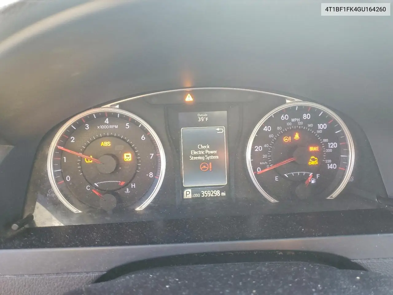 4T1BF1FK4GU164260 2016 Toyota Camry Le