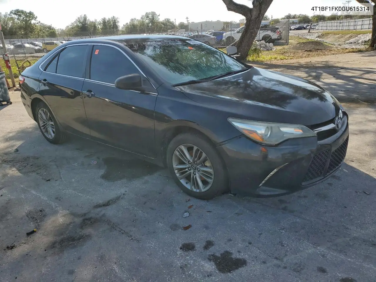 4T1BF1FK0GU615314 2016 Toyota Camry Le