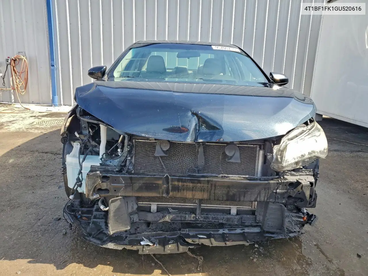 4T1BF1FK1GU520616 2016 Toyota Camry Le
