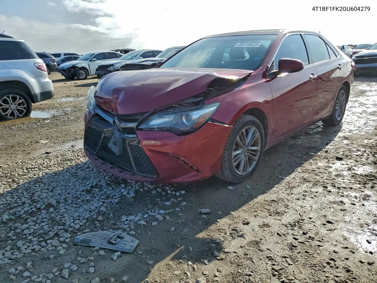 4T1BF1FK2GU604279 2016 Toyota Camry Le