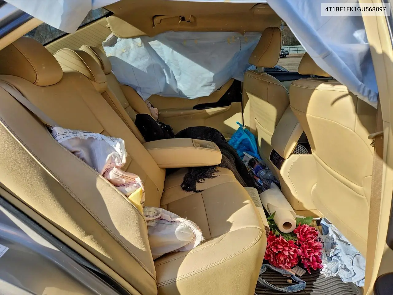 4T1BF1FK1GU568097 2016 Toyota Camry