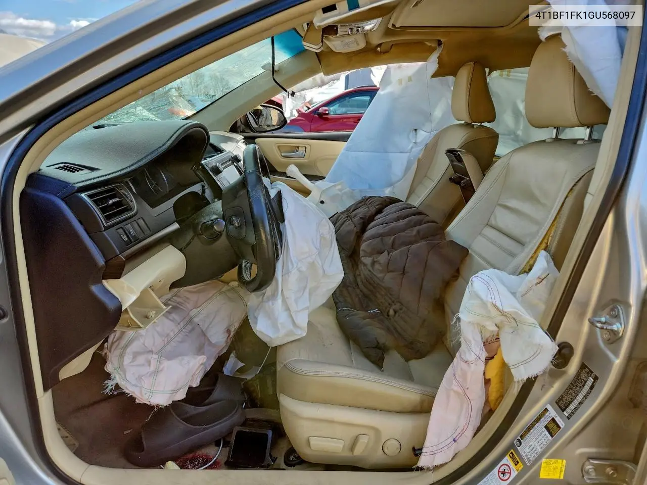 4T1BF1FK1GU568097 2016 Toyota Camry
