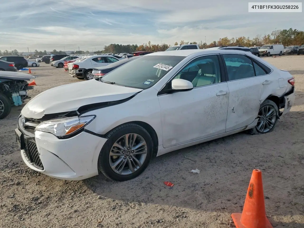 4T1BF1FK3GU258226 2016 Toyota Camry Le