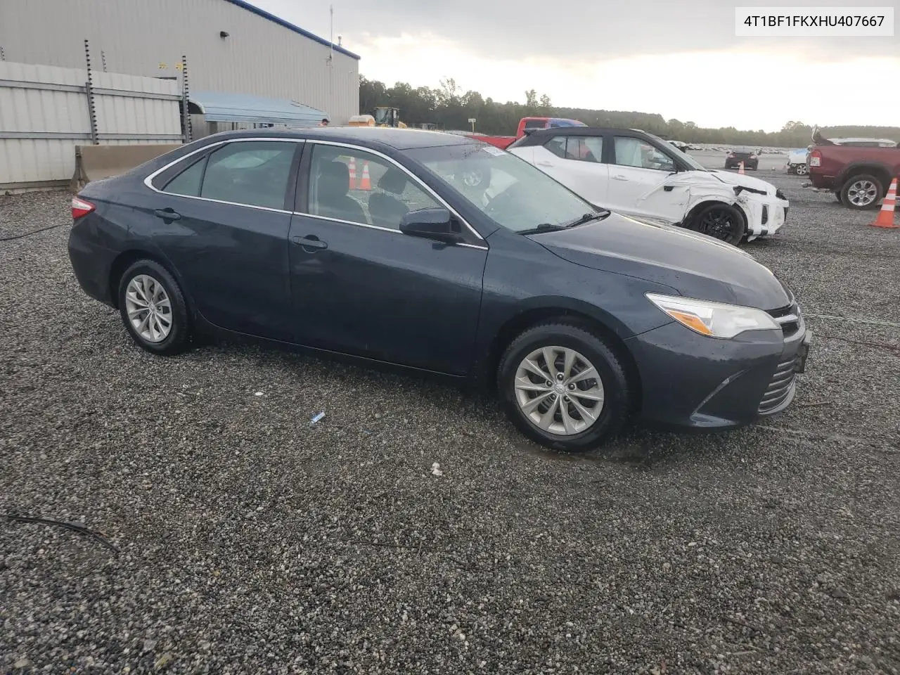 4T1BF1FKXHU407667 2017 Toyota Camry Le