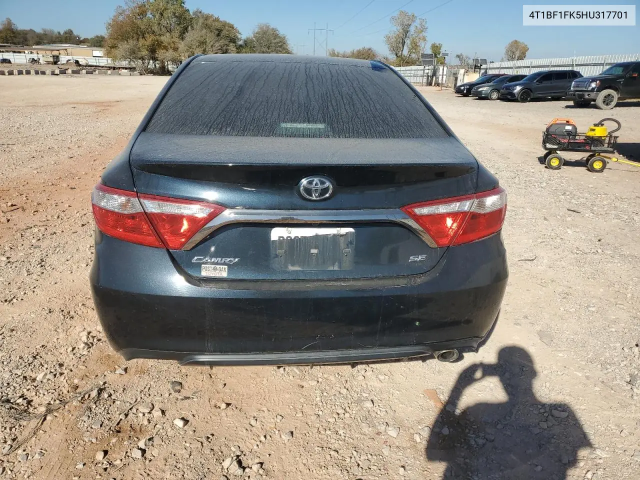 4T1BF1FK5HU317701 2017 Toyota Camry Le