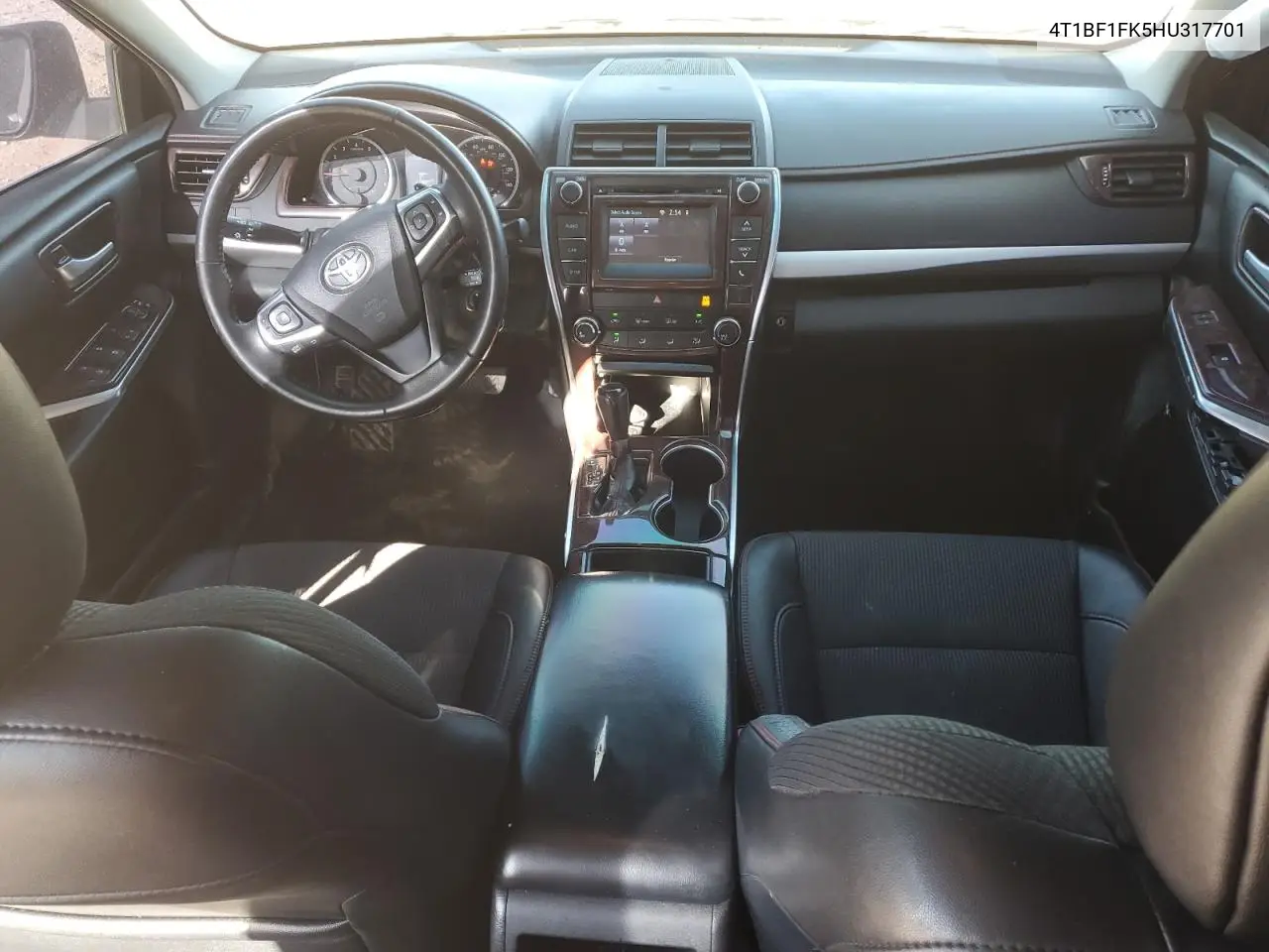 4T1BF1FK5HU317701 2017 Toyota Camry Le