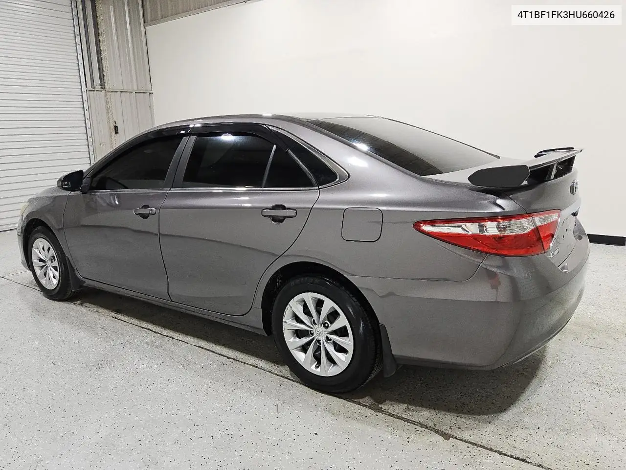 4T1BF1FK3HU660426 2017 Toyota Camry Le