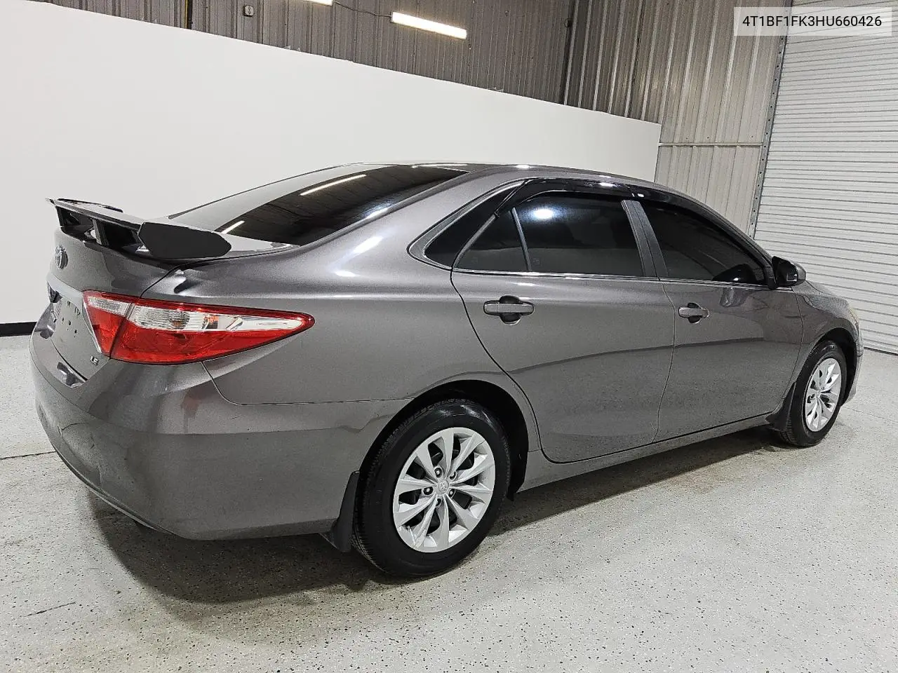4T1BF1FK3HU660426 2017 Toyota Camry Le
