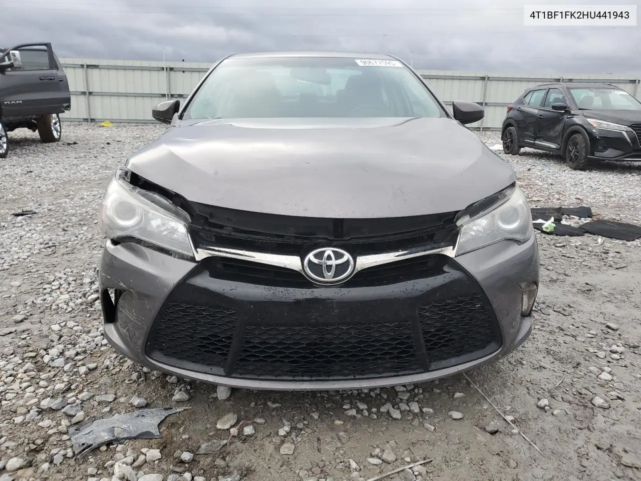 4T1BF1FK2HU441943 2017 Toyota Camry Le