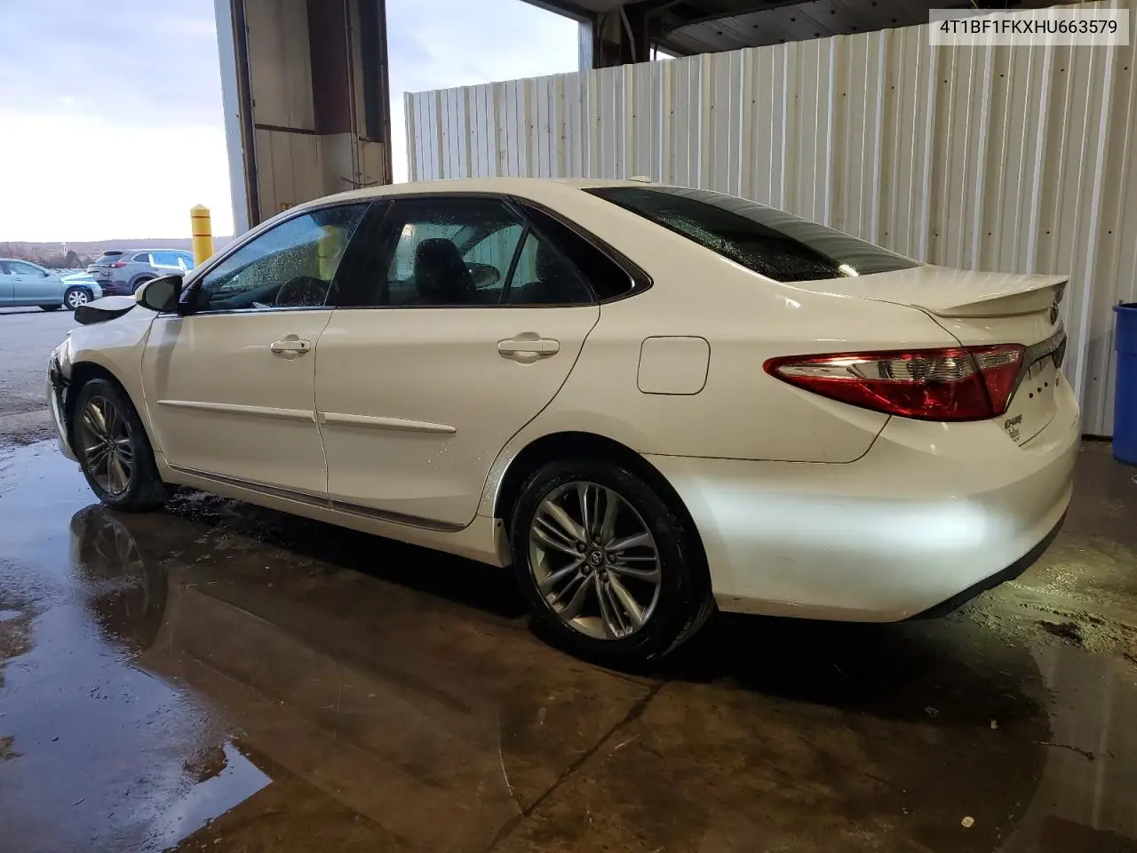 4T1BF1FKXHU663579 2017 Toyota Camry Le