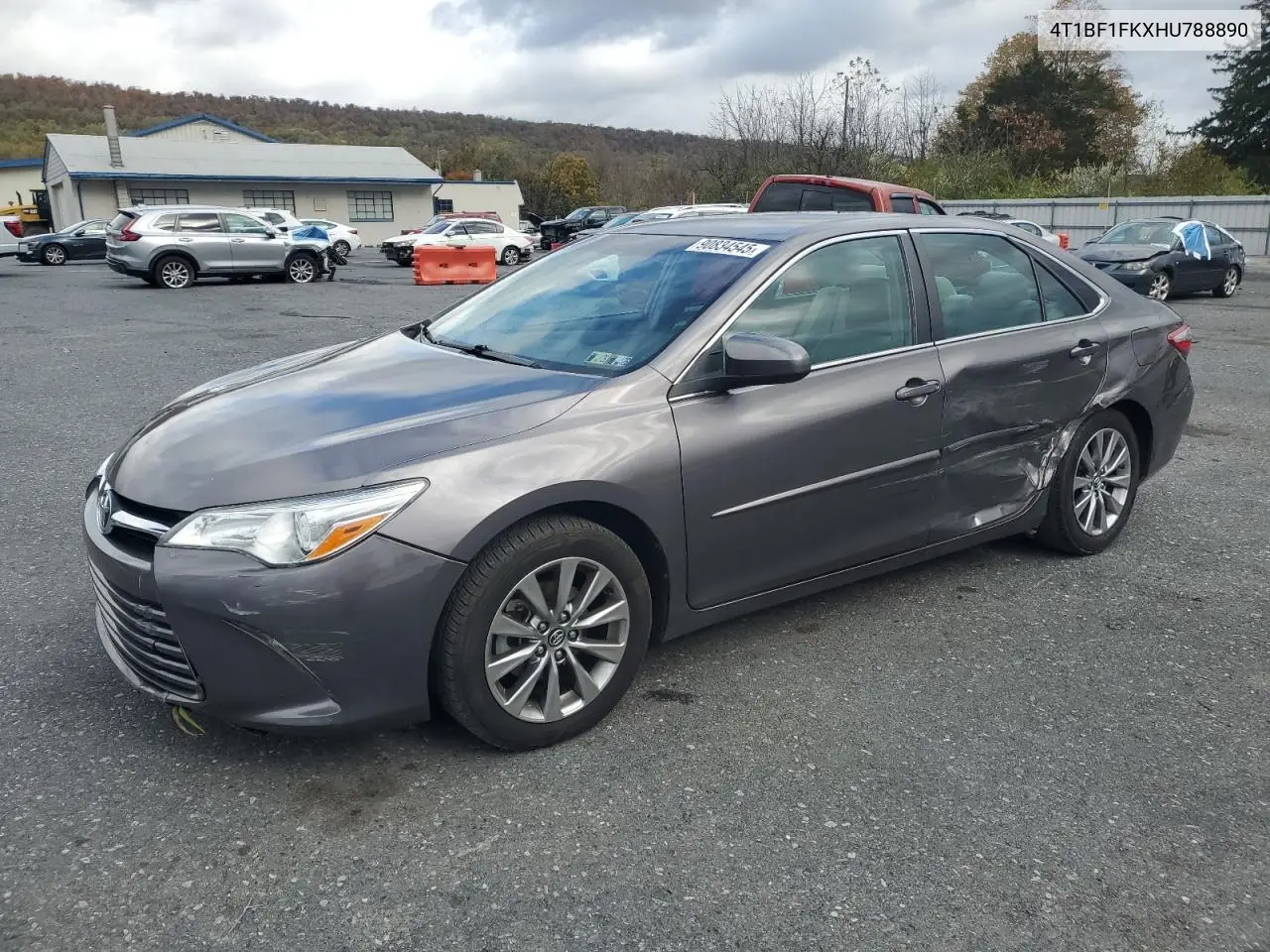 4T1BF1FKXHU788890 2017 Toyota Camry Le