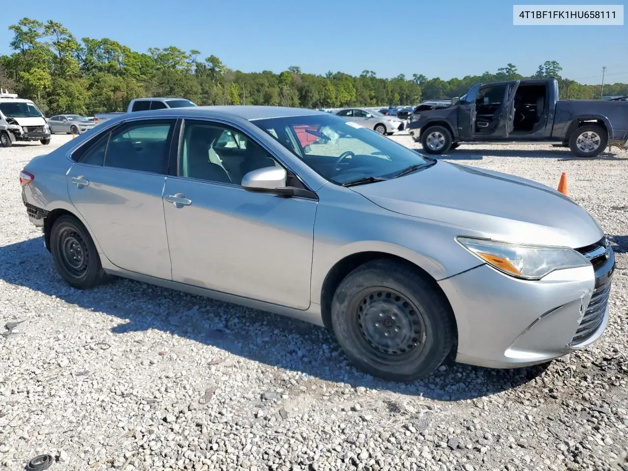 4T1BF1FK1HU658111 2017 Toyota Camry Le